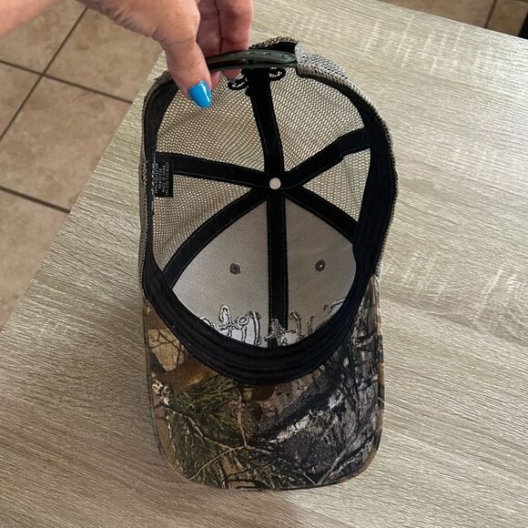 NWOT … SALT LIFE “REALTREE” Camouflage Hat - Picture 2 of 3